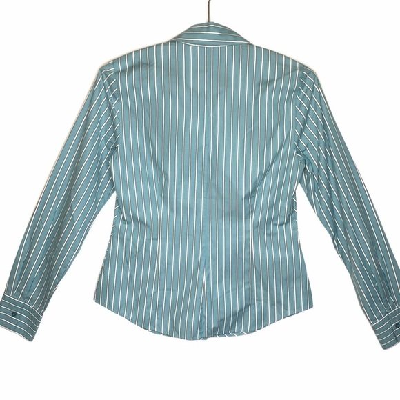 Ann Taylor Loft Classic Sky Blue White Pinstripe Long Sleeve Button Shirt Size 4 - Picture 2 of 13